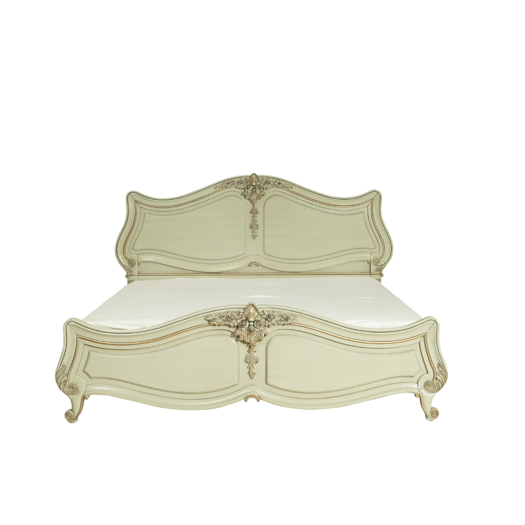 Classic bed